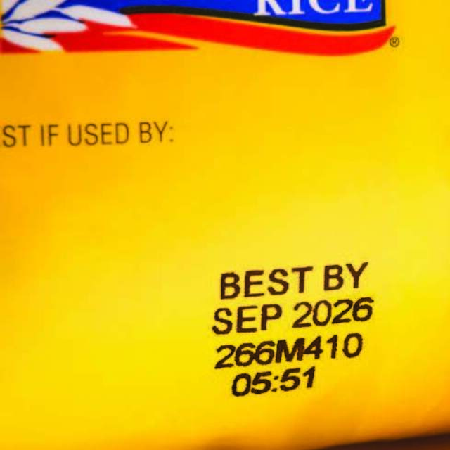 Image of a thermal inkjet printed label on a snack cardboard packaging